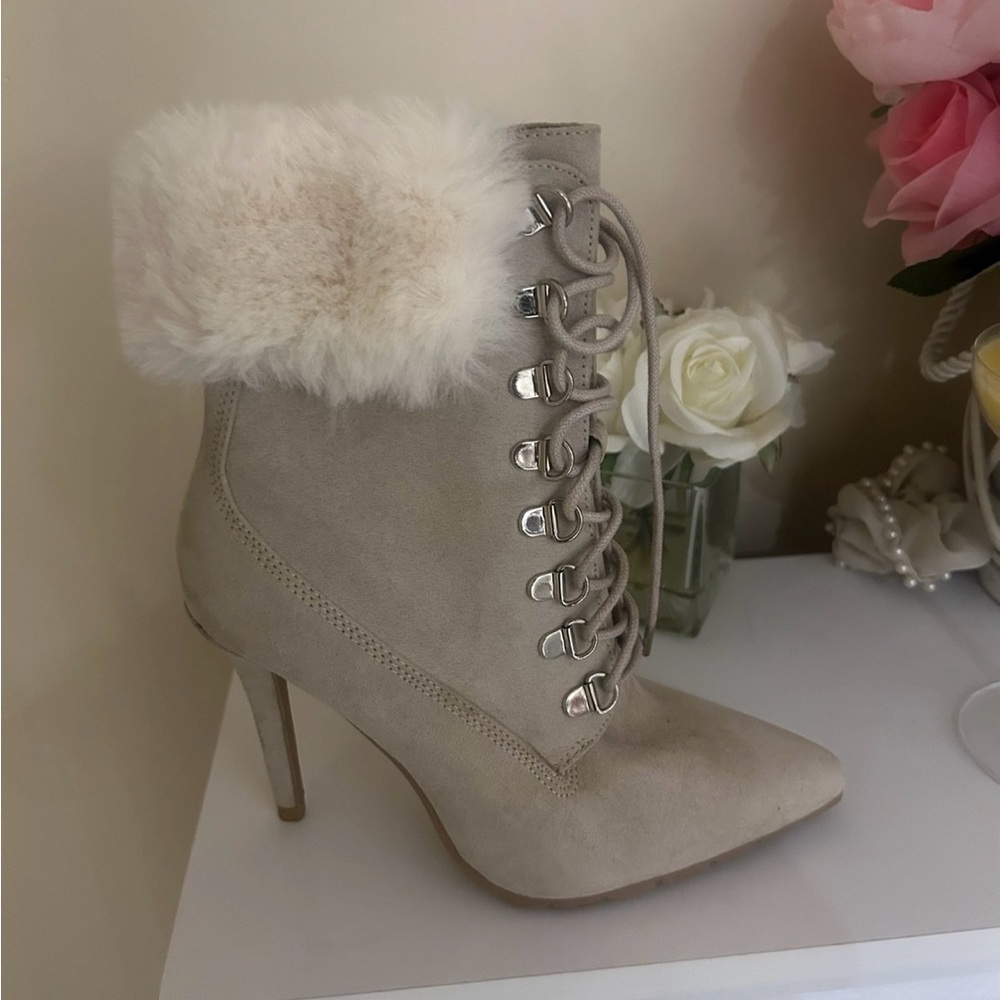 Chic Beige Lace-Up Heeled Boots
